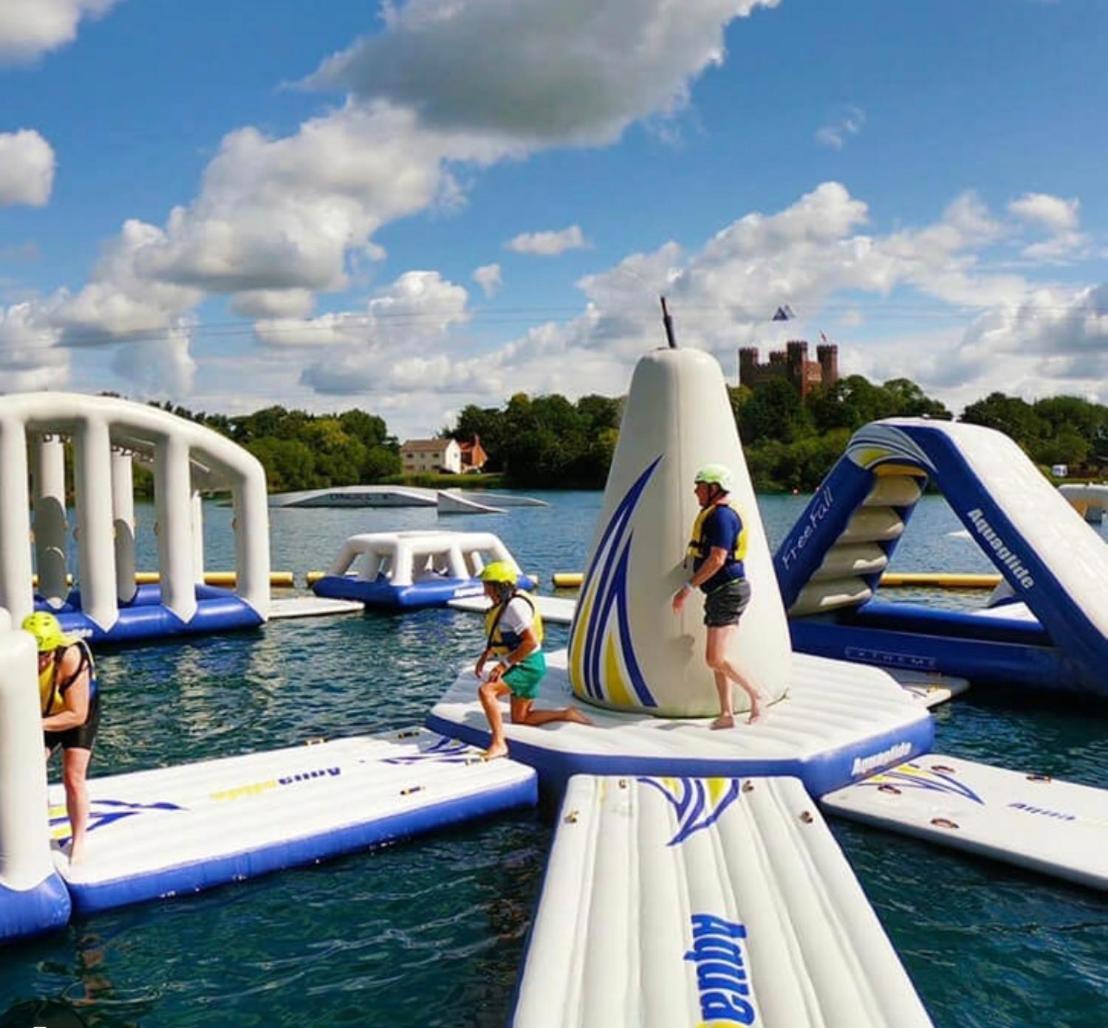 Beautiful 8 Birth Holiday Home - Tattershall Lakes Екстериор снимка