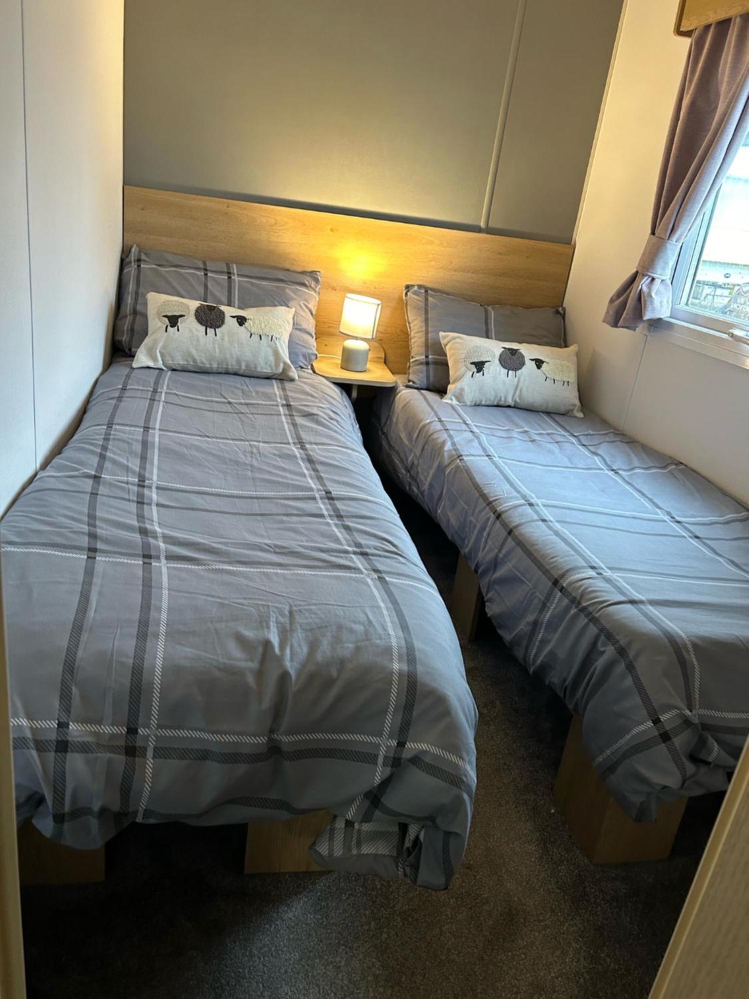 Beautiful 8 Birth Holiday Home - Tattershall Lakes Екстериор снимка
